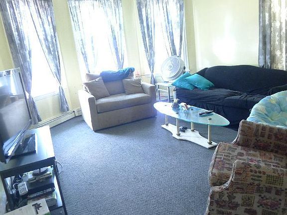 2nd image of 965 Winthrop Ave #1Z