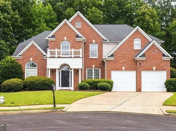 902 Daylight Cir, Lawrenceville, GA 30045