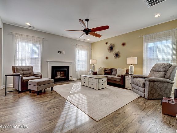 2nd image of 4787 Tupelo Dr