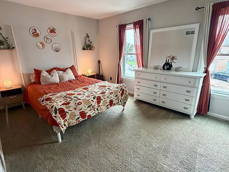 415 Strathaven Ct — Photo 17