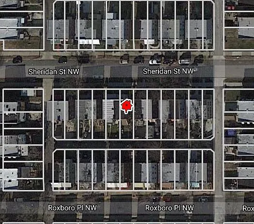 722 Sheridan St NW photo 1