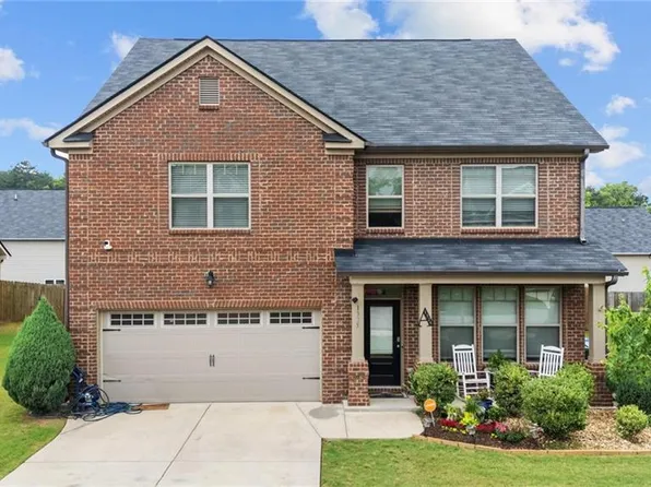 1325 Brookstone Lake Dr, Conyers, GA 30012