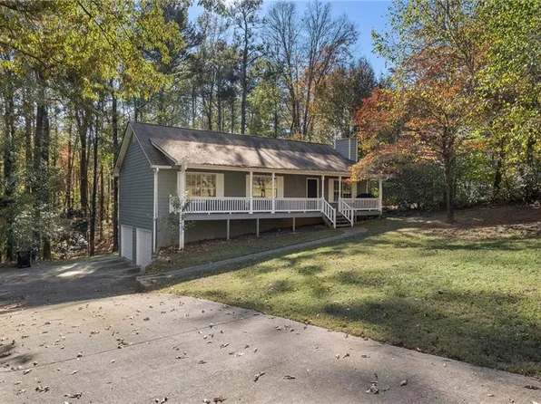132 Park Ave E, Dallas, GA 30157