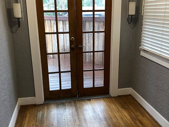 3rd image of 3807 Edna Pl