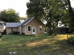 1568 N 5th St, Salina, KS 67401