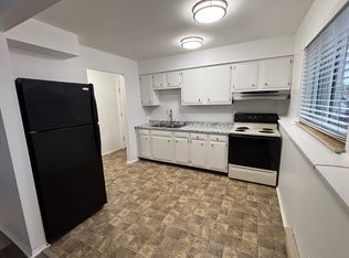 206 S M 13 APT 4, Lennon, MI 48449