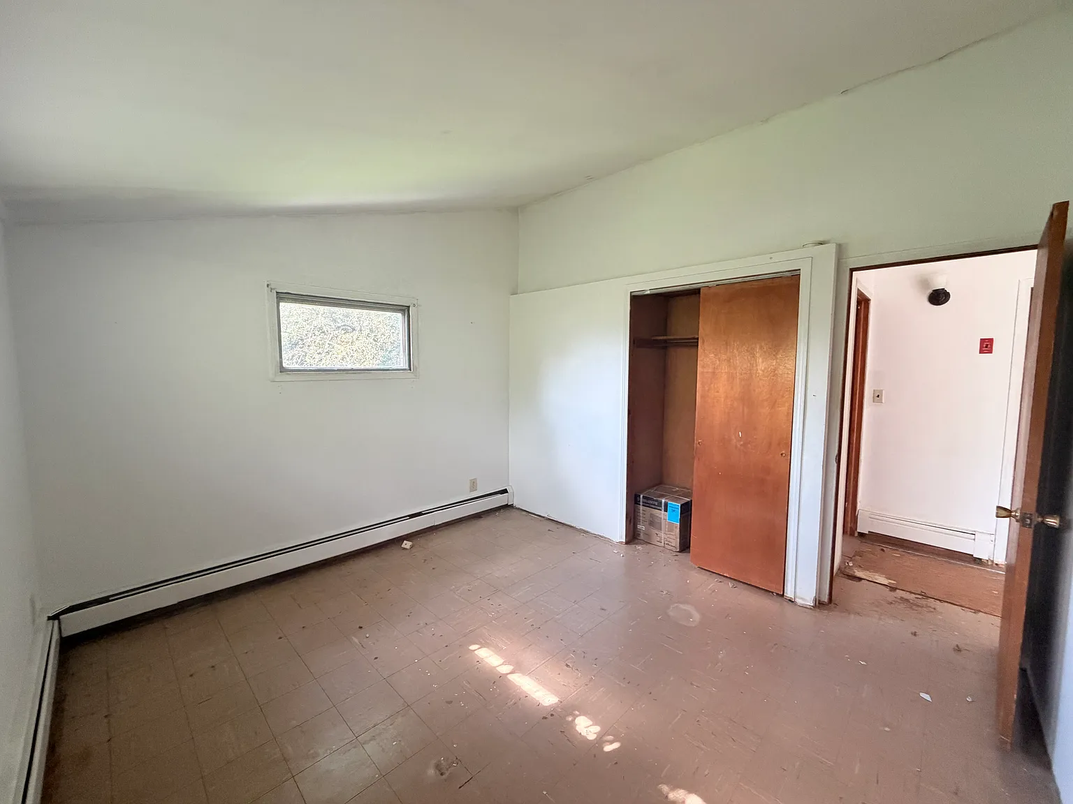 2 bed, 720 sqft, $1,950 — Photo 2