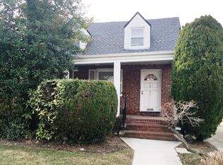 7530 177th St, Fresh Meadows, NY 11366