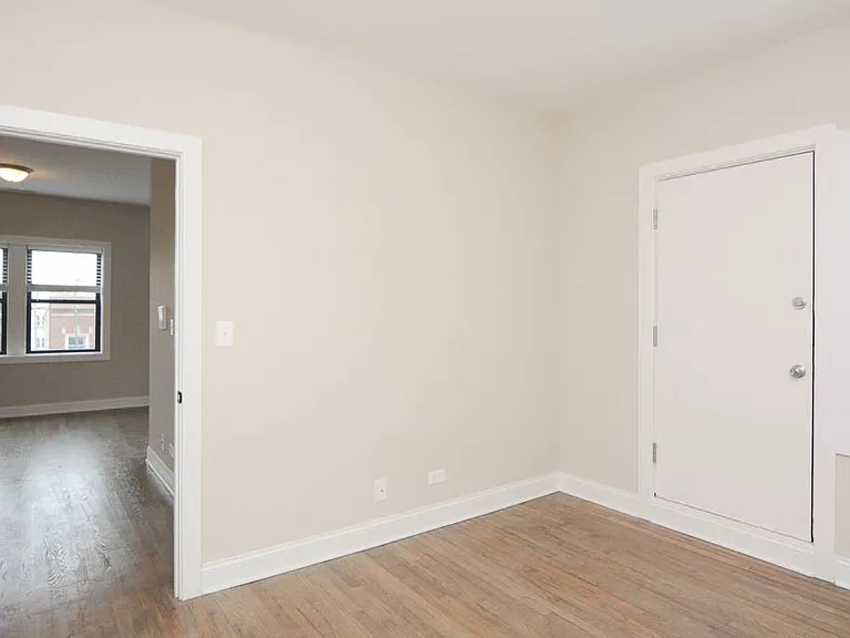 3407 W Fullerton Ave #D4 — Photo 14