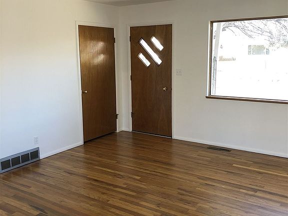 4th image of 2243 S Broadway