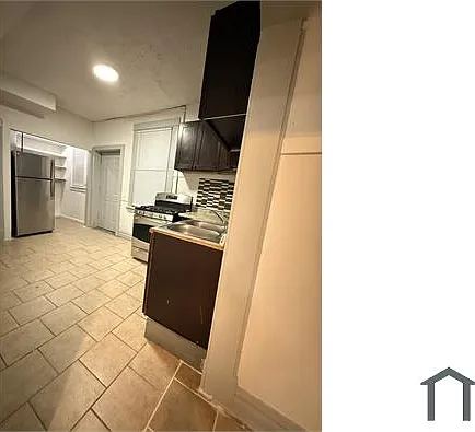 3 bed, $1,850 — Photo 3