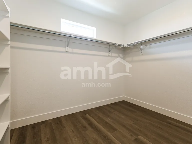 10265 Peoria Pkwy — Photo 11