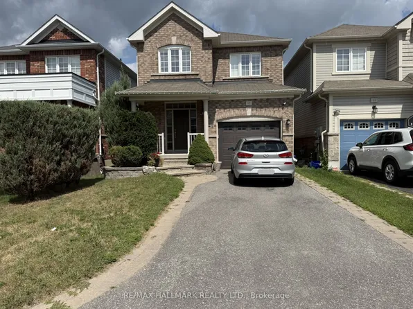 15 Arnold Johnston St, Clarington, ON L1E 0C6