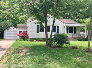 1607 S Fairway Ave, Springfield, MO 65804