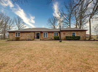 278 S Tanglewood Dr, Ozark, MO 65721