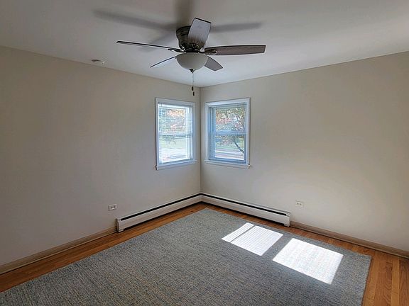 4th image of 8435 N Milwaukee Ave APT 1W