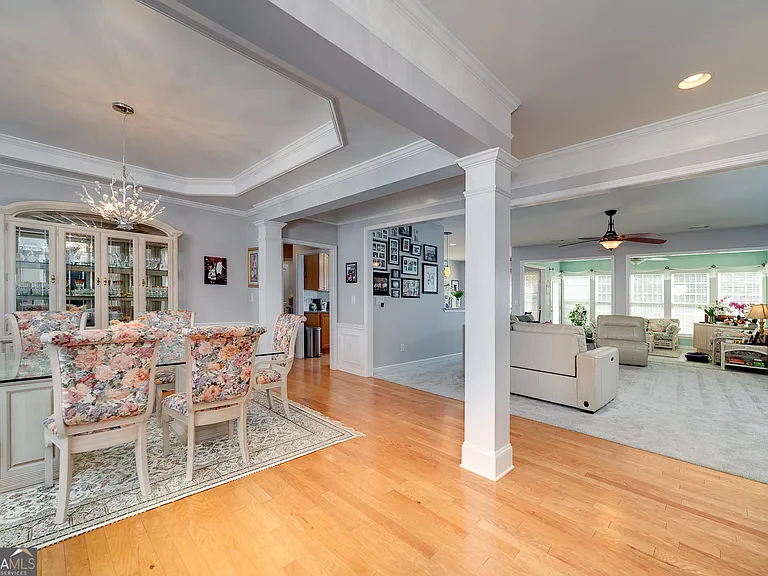 230 Begonia Ct — Photo 6