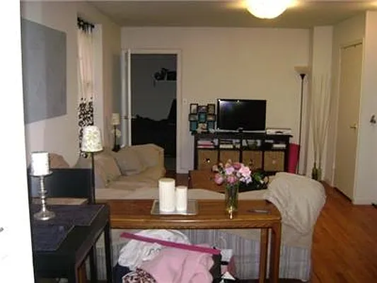 Rented by Oxford Property Group | media 3