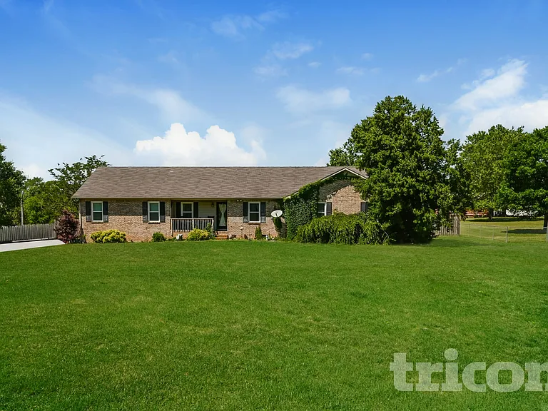 3433 Greens Mill Rd — Photo 1