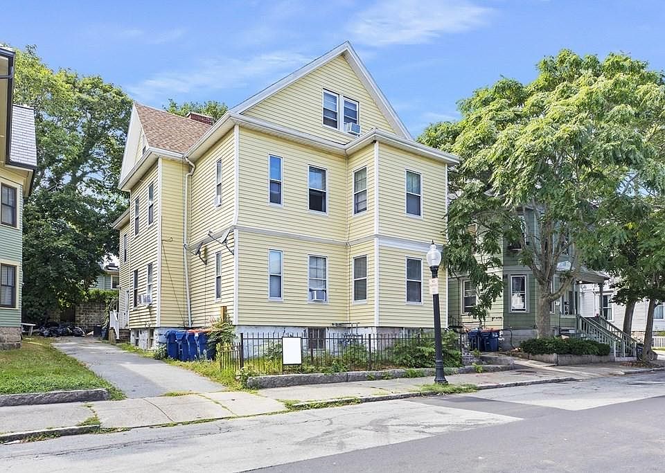 1st image of 313 Pleasant St