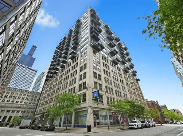 565 W Quincy St Unit 1306, Chicago, IL 60661