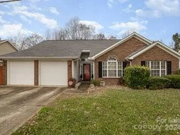 3108 Morning Mist Ln, Charlotte, NC 28273