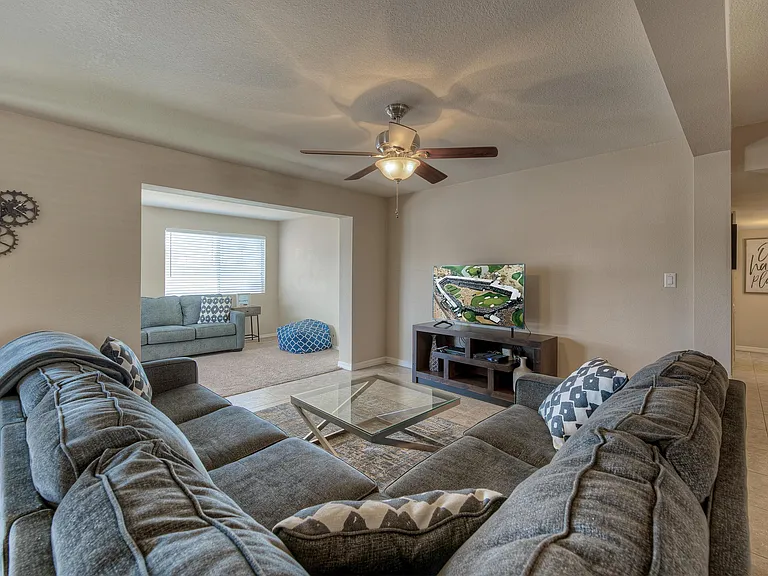 8031 E Oak St — Photo 7