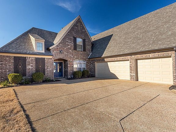 3rd image of 4587 Nob Hill Dr