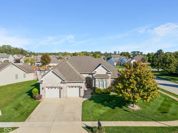 2812 Sunflower Ct, Columbus, IN 47201