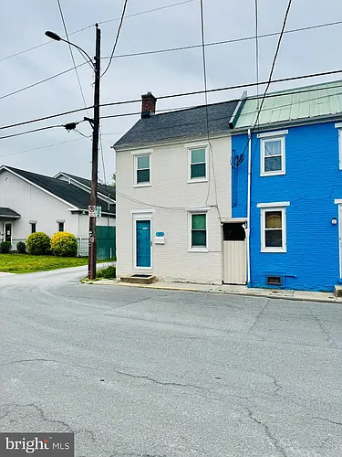 25 Degrange St Photo 1