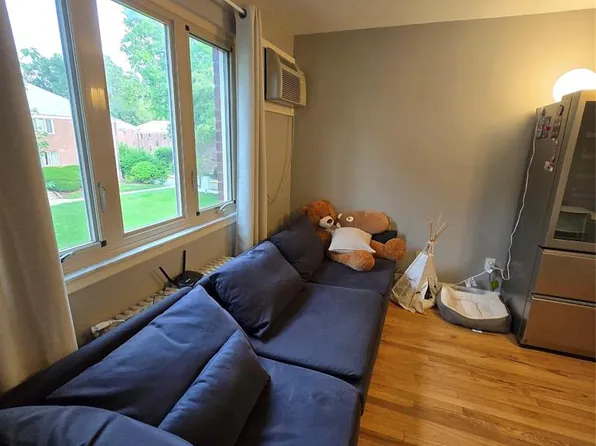 125 E Clinton Ave APT 3B, Bergenfield, NJ 07621