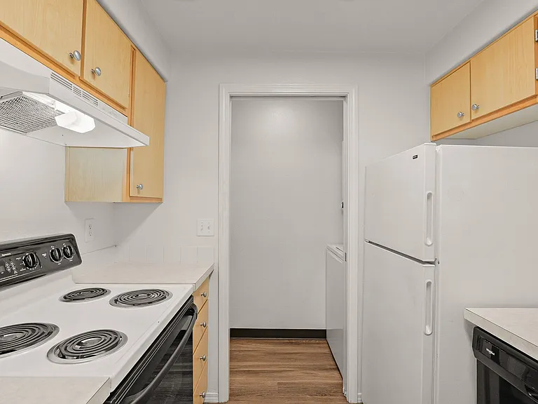 4270 SW 159th Ave #B — Photo 11