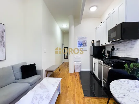 Rented by City Connections Realty | media 1