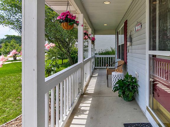 5th image of 13285 Tamarack St