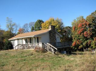1190 Meadow Acre Rd, Moneta, VA 24121