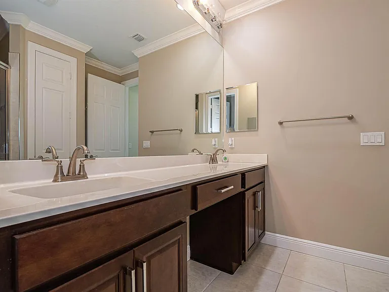 2529 Bella Vista Cir — Photo 15