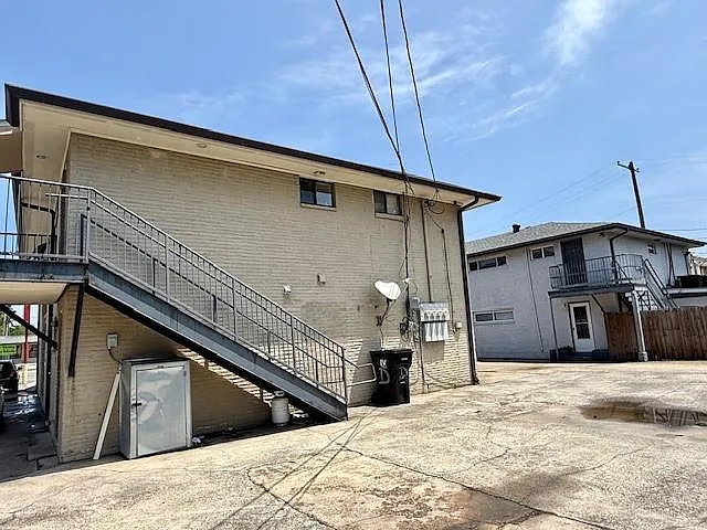7616 W Judge Perez Dr #B — Photo 9