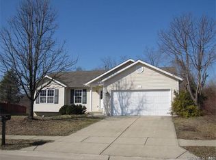 105 Pine Hollow Ln, Collinsville, IL 62234