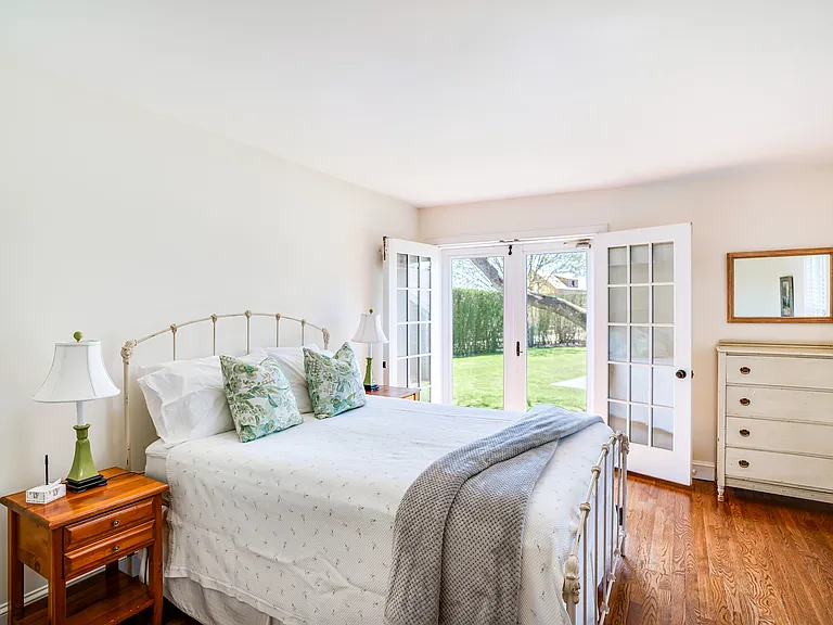 162 Sayres Path — Photo 16