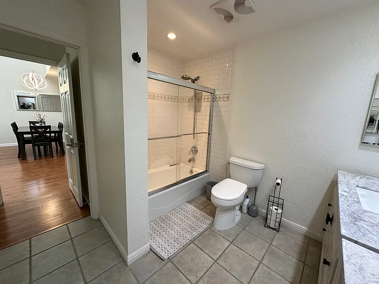 166 Wimbledon Ct — Photo 46