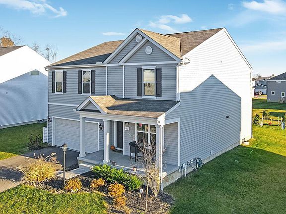 4th image of 860 Corylus Dr SW