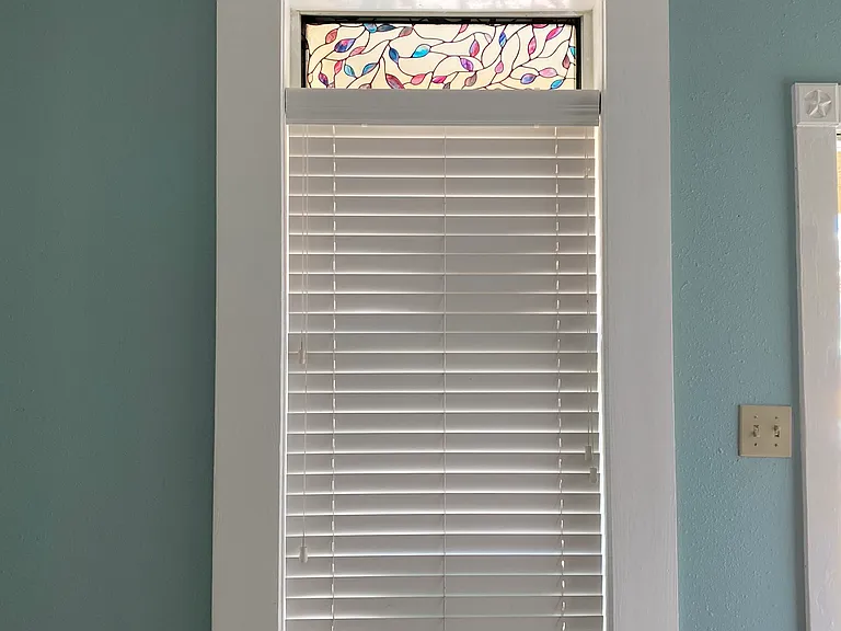 Double pain insulated windows