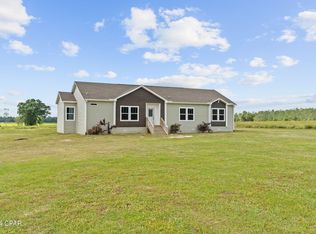 1763 Bedie Rd, Chipley, FL 32428
