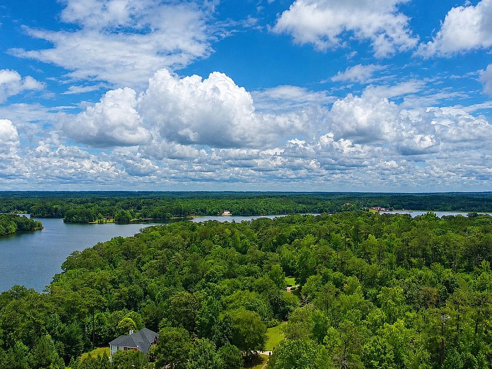 1st image of 30 Cornish Trace Dr