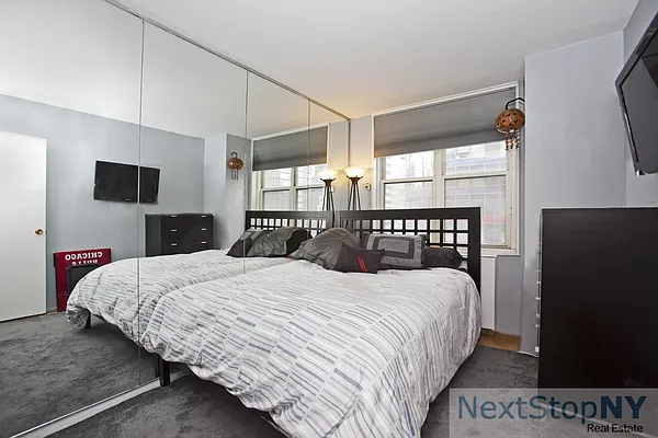 Rented by NextStopNY | media 3