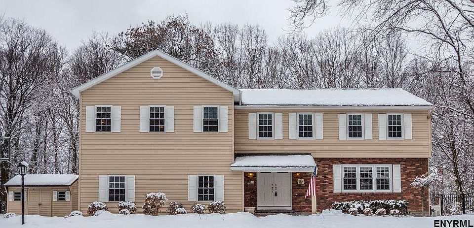 1st image of 12 Berkshire Dr