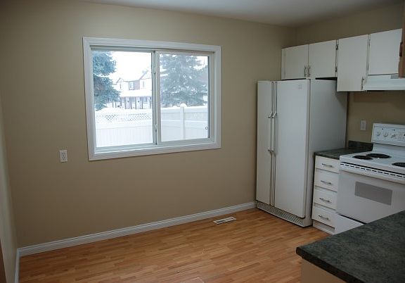 3 Kitchen_12192019