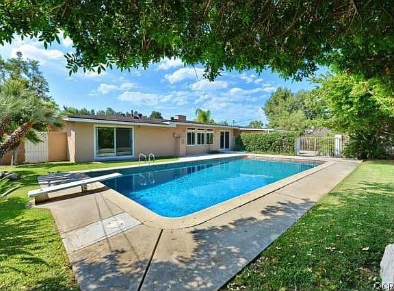 4th image of 21121 E Cloverland Dr
