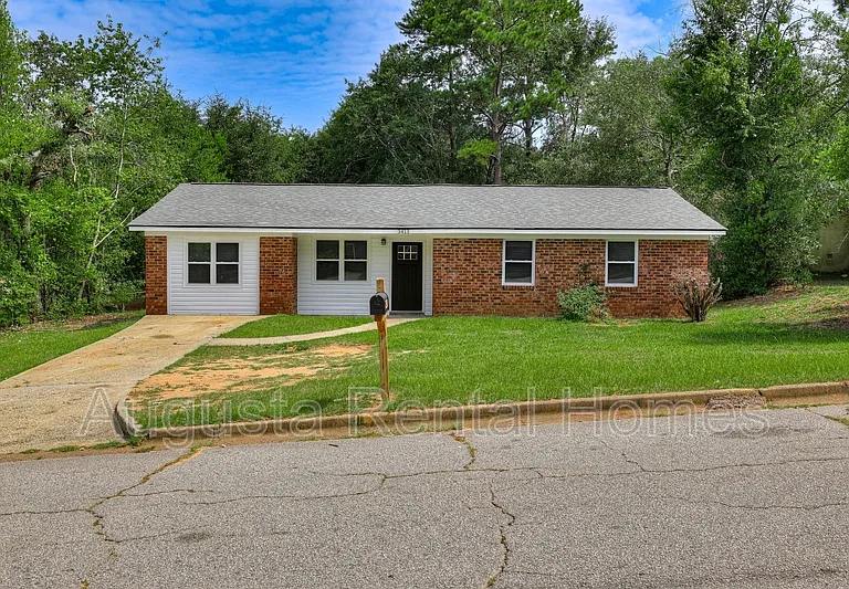 3413 Charing Cross Ct — Photo 1