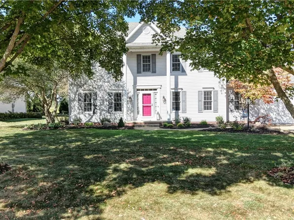 6534 Oakbridge Ave NW, Canton, OH 44720